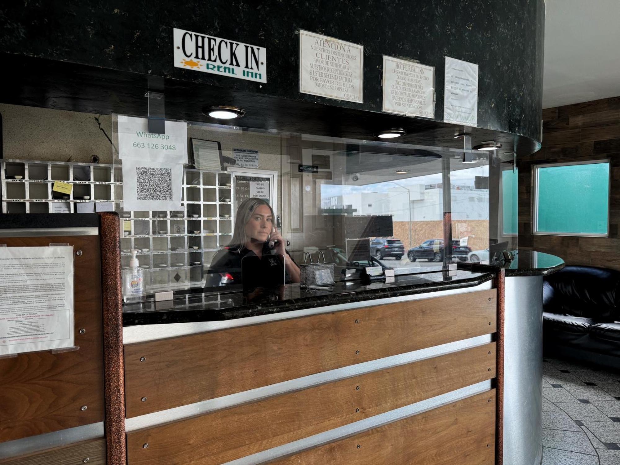 Real Inn De Tijuana Eksteriør billede