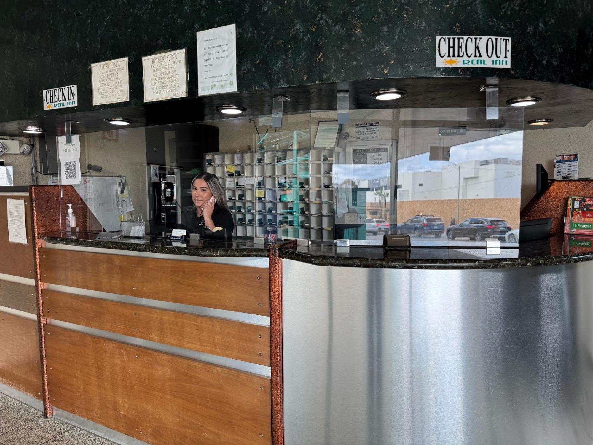 Real Inn De Tijuana Eksteriør billede