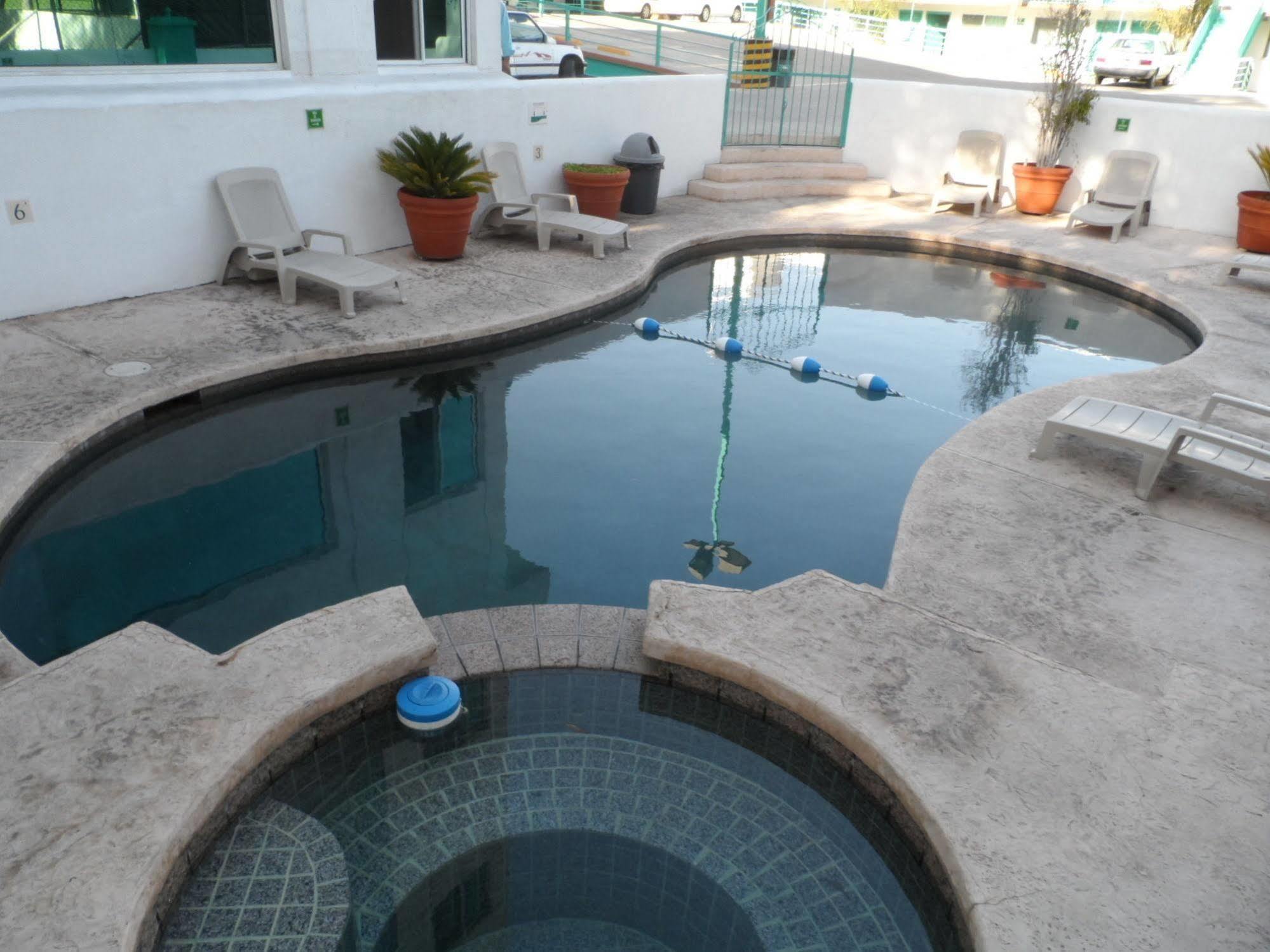 Real Inn De Tijuana Eksteriør billede