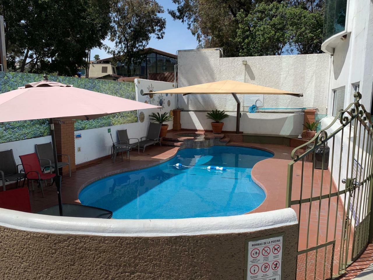 Real Inn De Tijuana Eksteriør billede