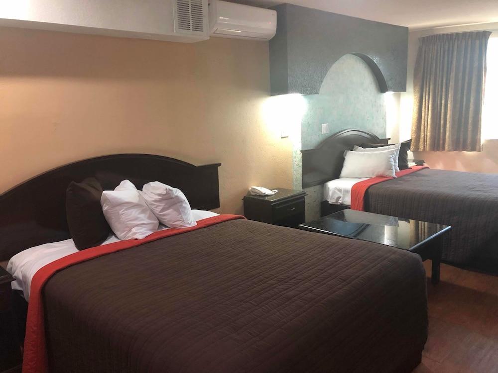 Real Inn De Tijuana Eksteriør billede
